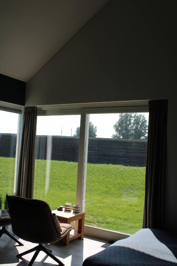 Bakboord Hotel Grou Exterior foto